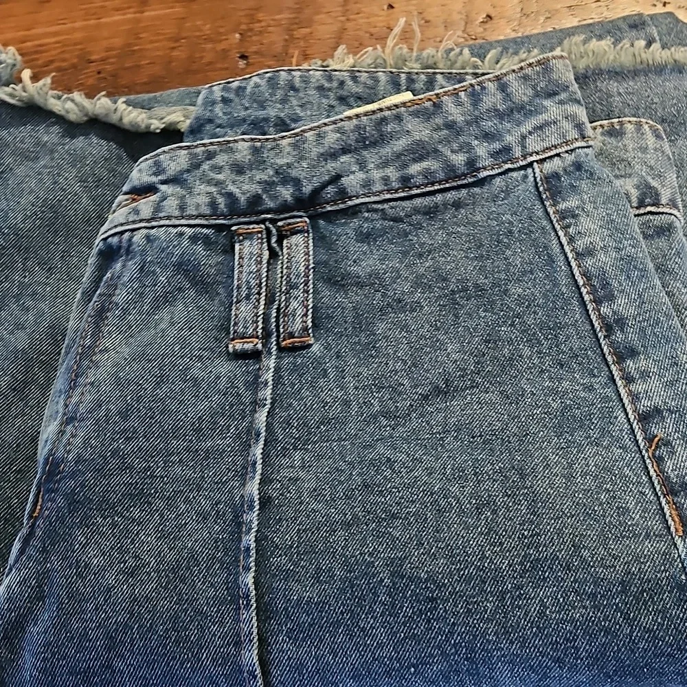 Dazy High- Waise Wide-Leg Blue Jeans - Picture 11 of 12